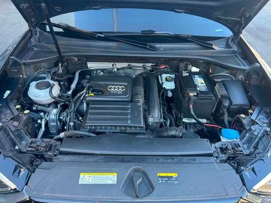 AUDI-Q3-2020