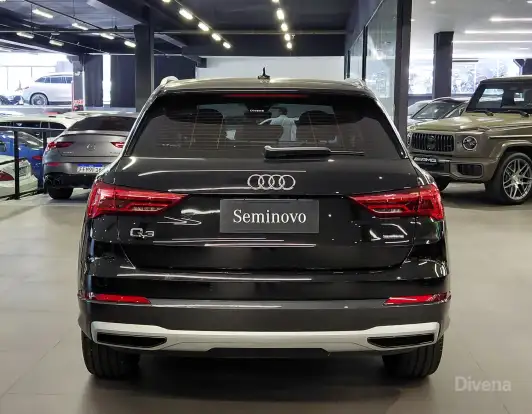 AUDI-Q3-2022
