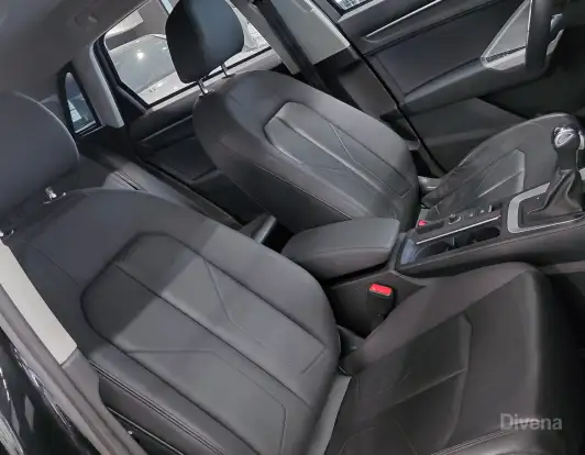 AUDI-Q3-2022