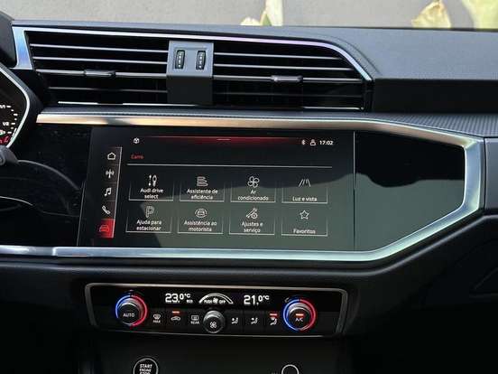 AUDI-Q3-2023