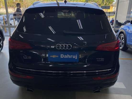 AUDI-Q5-2015