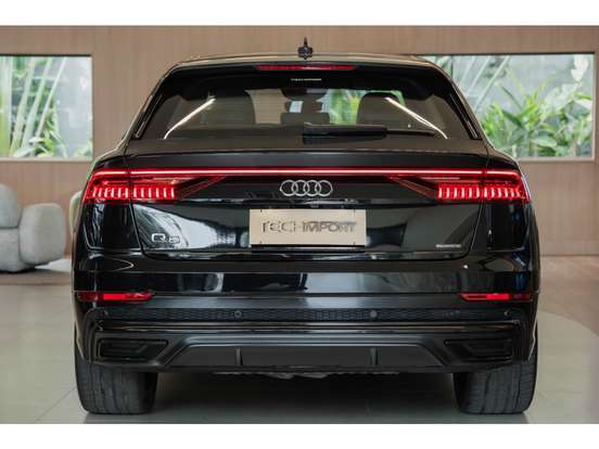 AUDI-Q8-3.0 TFSI GASOLINA PERFORMANCE QUATTRO TIPTRONIC AUDI-Q8-2021