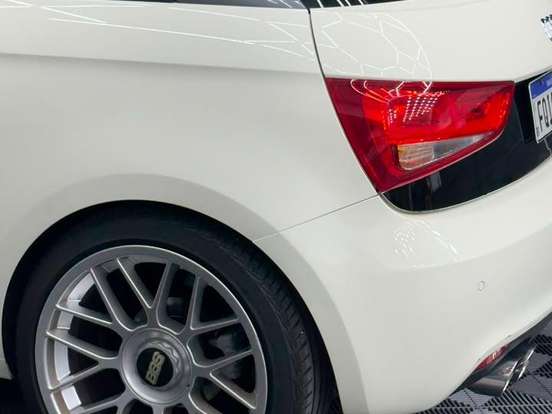 AUDI-A1-1.4 TFSI ATTRACTION 16V 122CV GASOLINA 2P AUTOMÁTICO AUDI-A1-2011