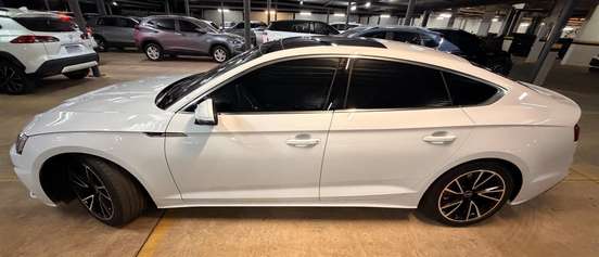 AUDI-A5-2021