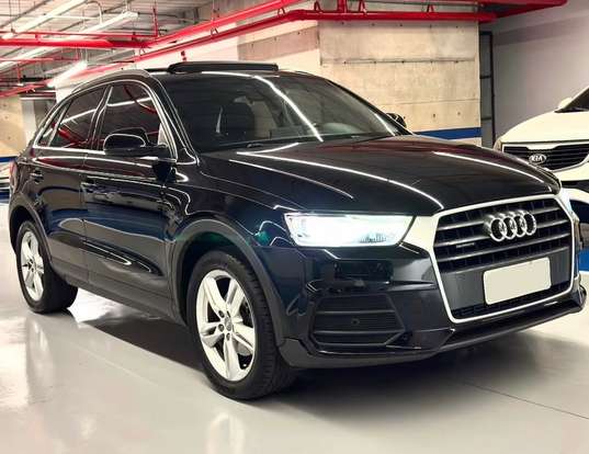 AUDI-Q3-2017