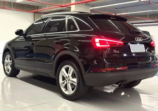 AUDI-Q3-2017