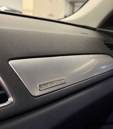 AUDI-Q3-2017