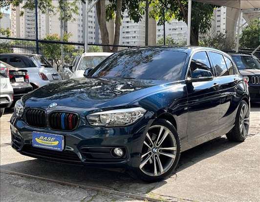 BMW-120i-2016
