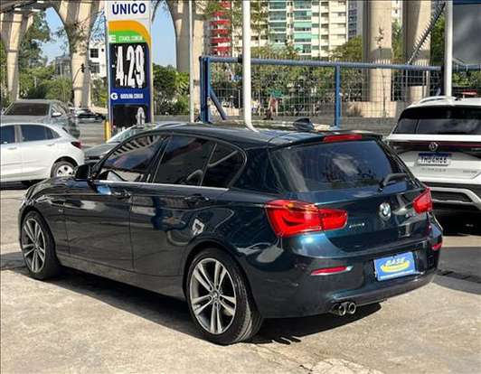 BMW-120i-2016