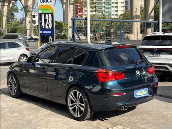 BMW-120i-2.0 16V SPORT ACTIVEFLEX 4P AUTOMÁTICO BMW-120i-2016