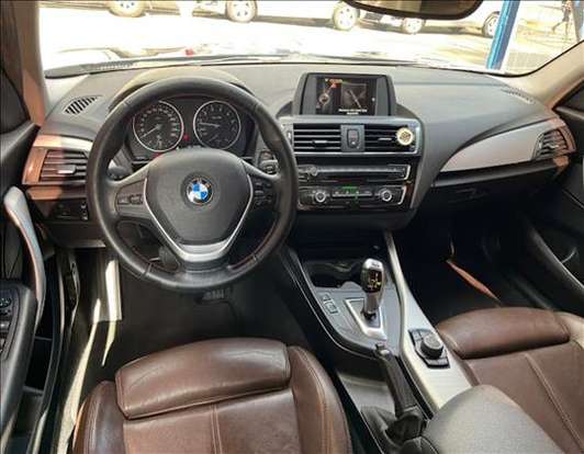 BMW-120i-2016