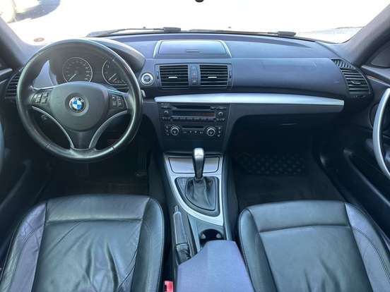 BMW-120i-2008