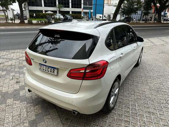 BMW-220i-2.0 CAT GP 16V TURBO ACTIVEFLEX 4P AUTOMÁTICO BMW-220i-2017