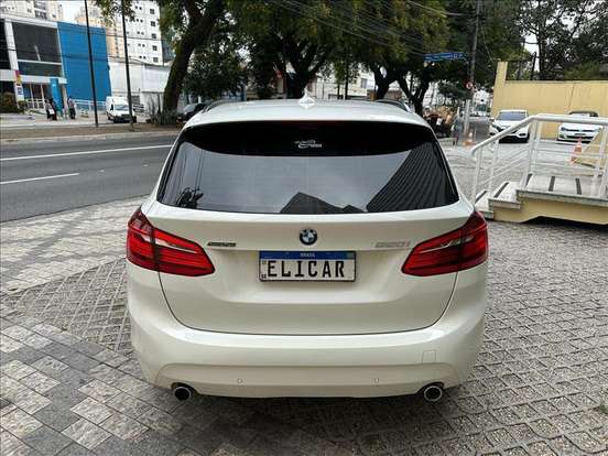 BMW-220i-2.0 CAT GP 16V TURBO ACTIVEFLEX 4P AUTOMÁTICO BMW-220i-2017