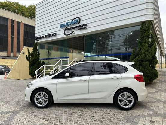 BMW-220i-2.0 CAT GP 16V TURBO ACTIVEFLEX 4P AUTOMÁTICO BMW-220i-2017