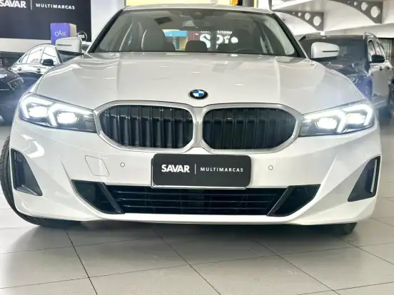 BMW-320i-2023