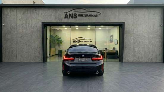 BMW-320i-2024