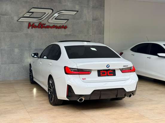 BMW-320i-2023