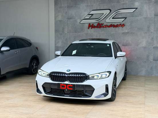 BMW-320i-2023