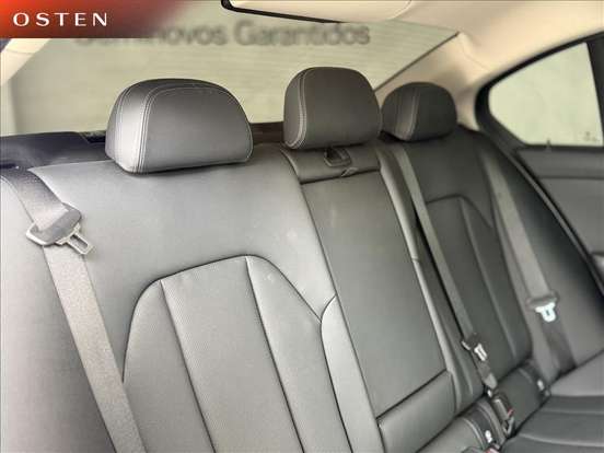BMW-320i-2024