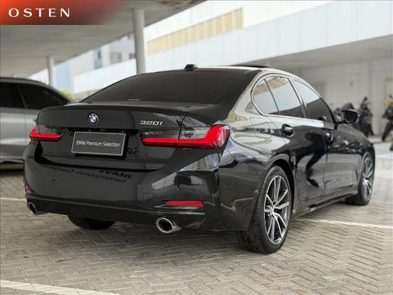 BMW-320i-2024