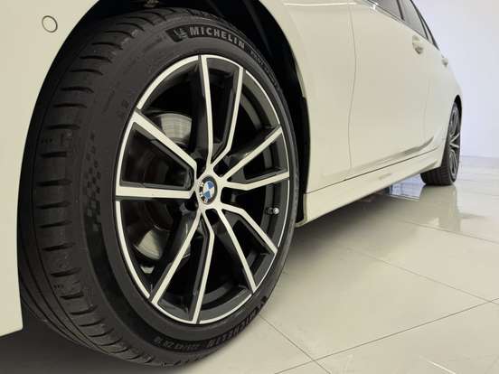 BMW-320i-2.0 16V TURBO FLEX SPORT GP AUTOMÁTICO BMW-320i-2021