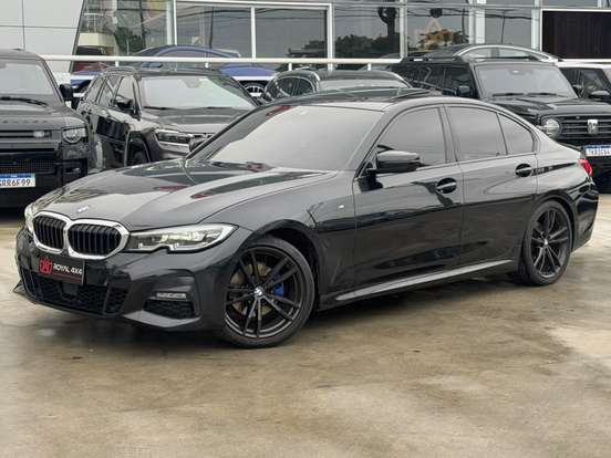 BMW-320i-2020