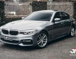 BMW 530i 2.0 16V TURBO GASOLINA M SPORT AUTOMÁTICO BMW 530i 2.0 16V TURBO GASOLINA M SPORT AUTOMÁTICO