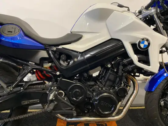 BMW-F 800 R BMW-F 800 R-2013