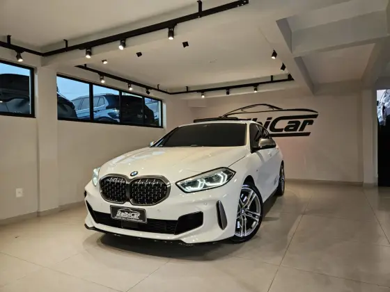 BMW M 135i 2.0 16V TURBO GASOLINA XDRIVE AUTOMÁTICO BMW M 135i 2.0 16V TURBO GASOLINA XDRIVE AUTOMÁTICO