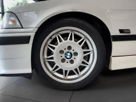 BMW-M3-1995