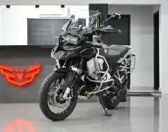 BMW R 1250 GS ADVENTURE TRIPLE BLACK BMW R 1250 GS ADVENTURE TRIPLE BLACK