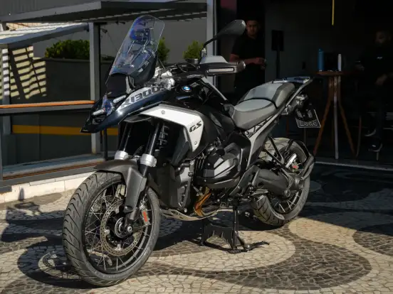 BMW-R 1300 GS TRIPLE BLACK BMW-R 1300 GS TRIPLE BLACK-2025
