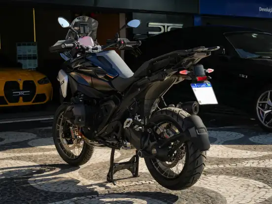 BMW-R 1300 GS TRIPLE BLACK BMW-R 1300 GS TRIPLE BLACK-2025