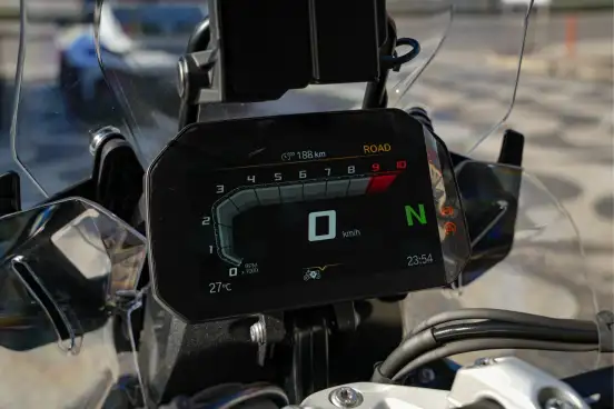 BMW-R 1300 GS TRIPLE BLACK-2025