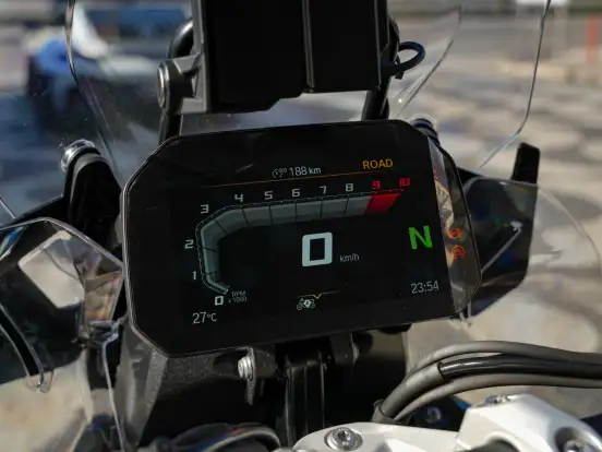 BMW-R 1300 GS TRIPLE BLACK BMW-R 1300 GS TRIPLE BLACK-2025