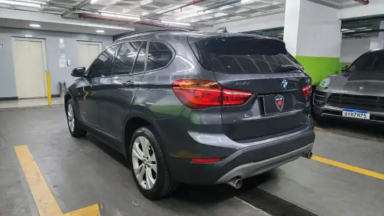 BMW-X1-2017