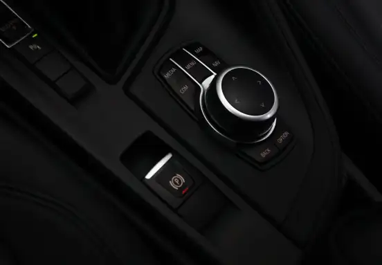 BMW-X1-2.0 16V TURBO ACTIVEFLEX SDRIVE20I 4P AUTOMÁTICO BMW-X1-2018