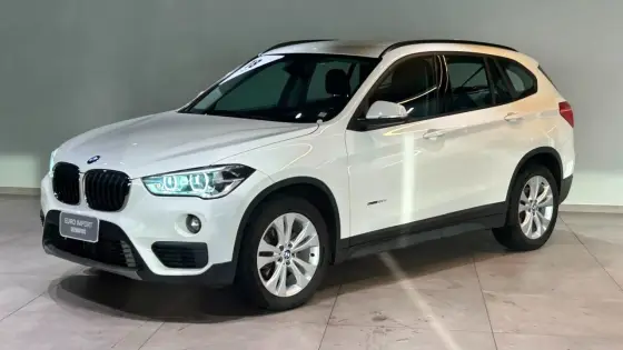 BMW X1 2.0 16V TURBO ACTIVEFLEX SDRIVE20I 4P AUTOMÁTICO BMW X1 2.0 16V TURBO ACTIVEFLEX SDRIVE20I 4P AUTOMÁTICO