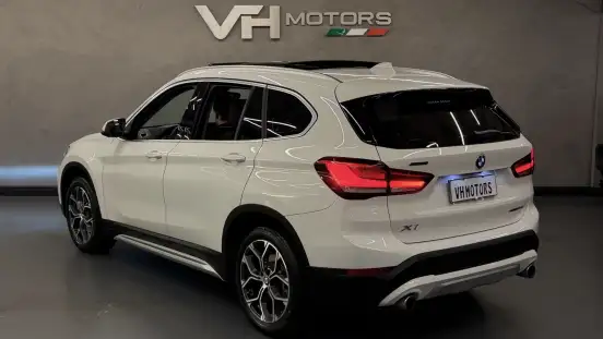 BMW-X1-2021