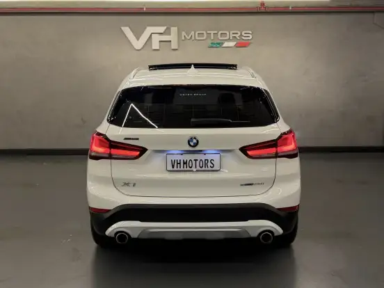 BMW-X1-2021