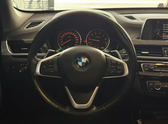 BMW-X1-2017