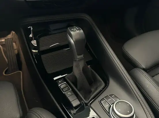 BMW-X1-2021