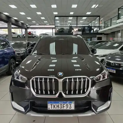 BMW-X1-2025