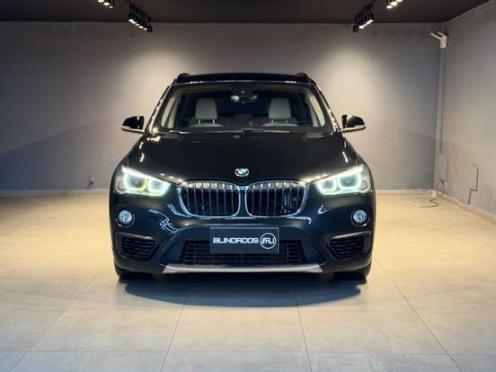 BMW-X1-2016