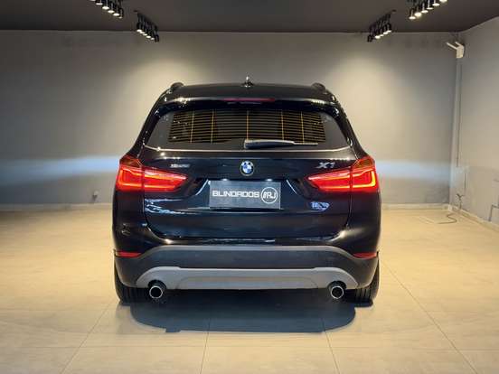 BMW-X1-2016