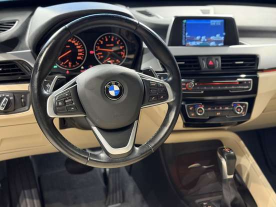 BMW-X1-2016