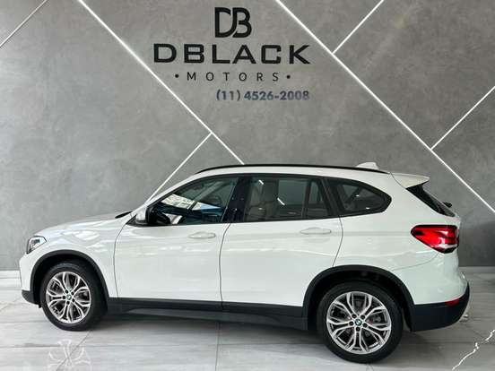 BMW-X1-2.0 16V TURBO ACTIVEFLEX SDRIVE20I X-LINE 4P AUTOMÁTICO BMW-X1-2021