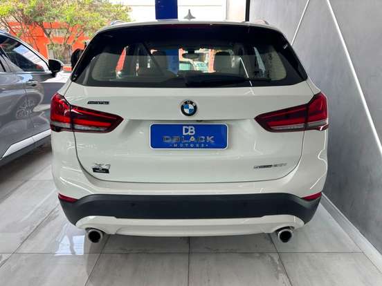 BMW-X1-2.0 16V TURBO ACTIVEFLEX SDRIVE20I X-LINE 4P AUTOMÁTICO BMW-X1-2021