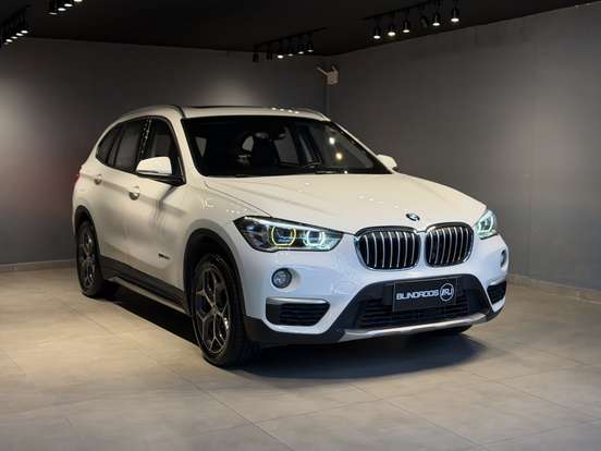 BMW-X1-2.0 16V TURBO ACTIVEFLEX SDRIVE20I X-LINE 4P AUTOMÁTICO BMW-X1-2017